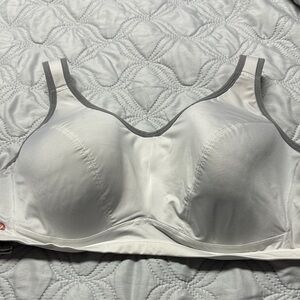 Livi Active White and Gray Underwire Sportsbra 36H